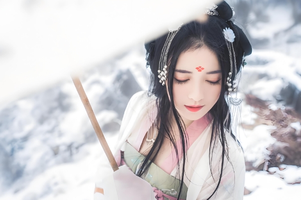 感情不順的女人面相特征