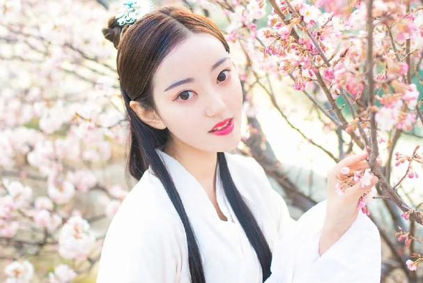 啥面相的女人會(huì)去養(yǎng)男人